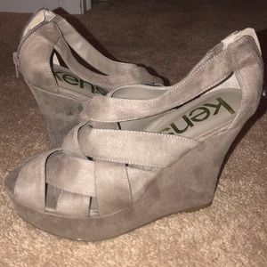 Beige/grey cross strap wedge heels